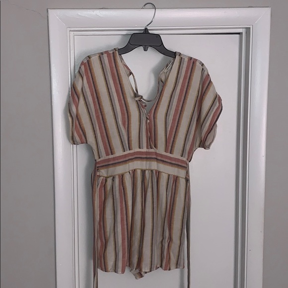 American Eagle Romper - Picture 1 of 4